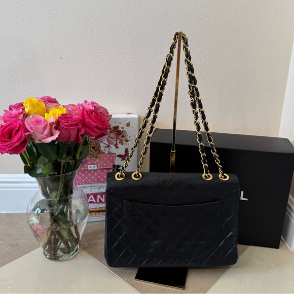 Chanel Black Quilted Vintage Jumbo Leather Bag - Picture 3 of 16